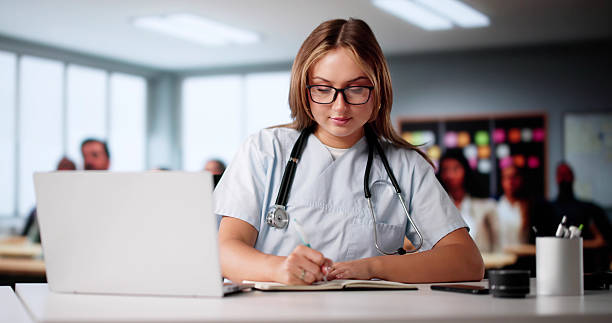 NCLEX SATA Questions (2026): How to Answer Select All That Apply 4 Nurse analysing multiple answer choices during NCLEX Select All That Apply practice